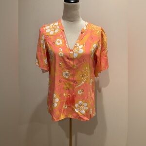 Alex & Parker Floral Shine orange and Yellow Short Sleeve Top Size S, NWT